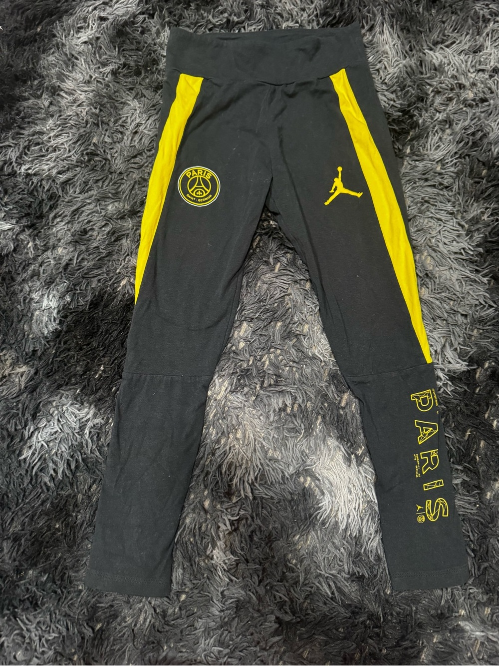 Jordan Kids Black and Yellow Paris Logo Leggings